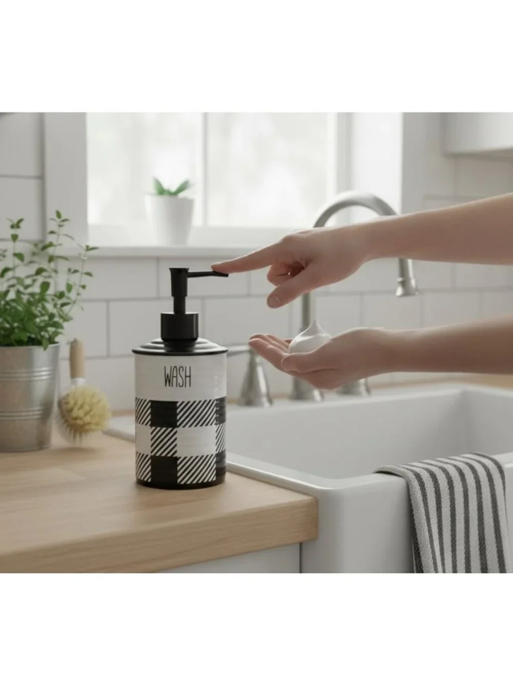 Chic Buffalo Plaid Lotion Dispenser - 7